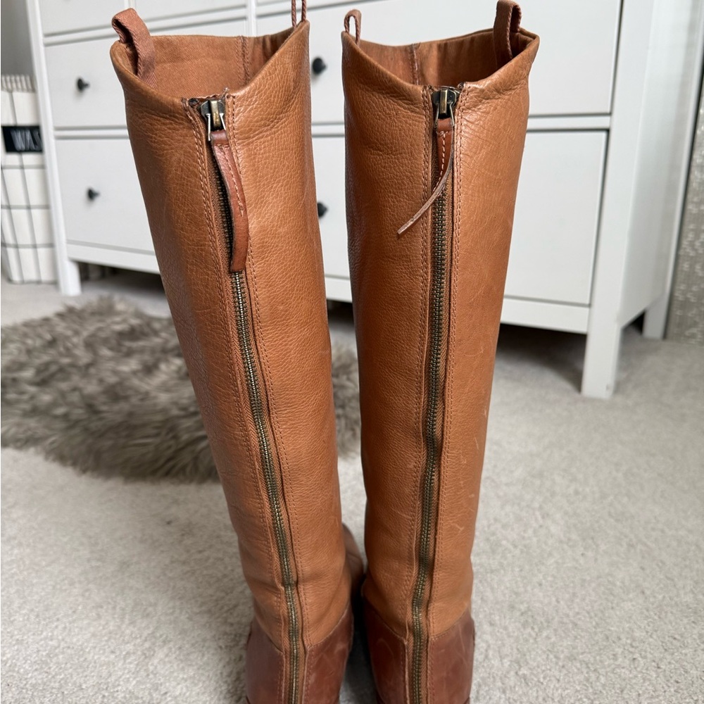 Women's Tan Leather Boots